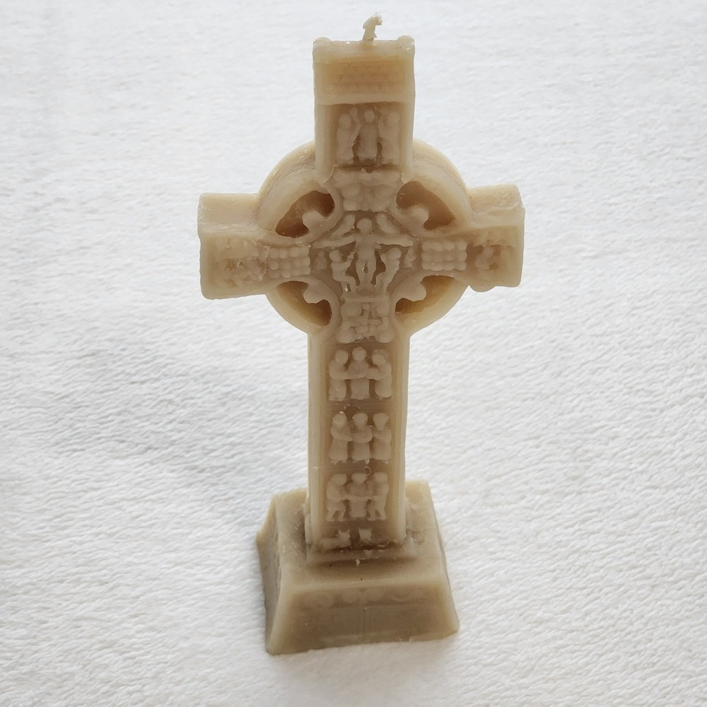 Raven Creek‎ Farm Celtic High Cross Candle Pure Beeswax Religious Sculptural Wax